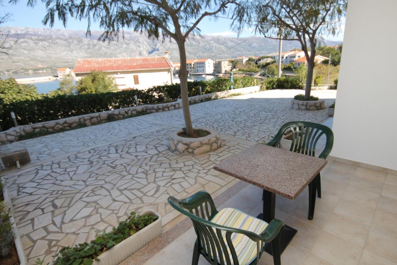 Apartments And Rooms By The Sea Vinjerac, Zadar - 3248 מראה חיצוני תמונה
